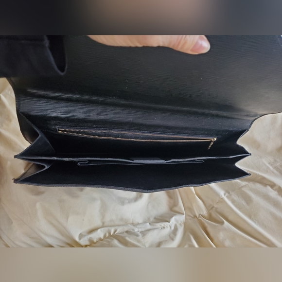 Very large authentic Louis Vuitton Epi leather briefcase - Picture 4 of 7